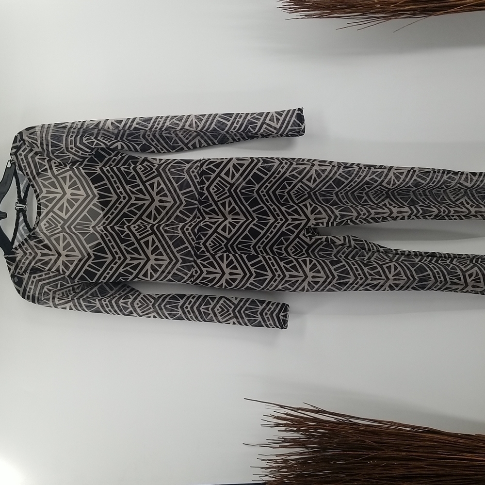 One Piece Catsuit Black &‎ Cream Asymmetric Print Sheer w Lining.